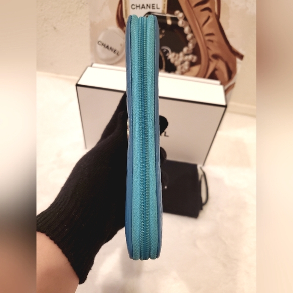 Chanel Camellia Embossed Zip Around Wallet - Picture 7 of 16